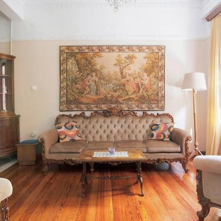 Neoclassical House In The Center Of Афины Экстерьер фото